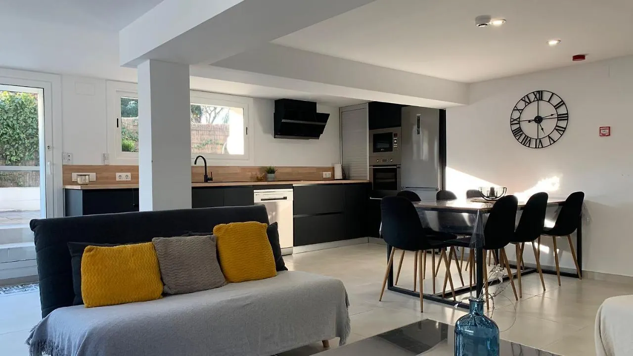 Rodhes Playa B-1 Apartment Roses